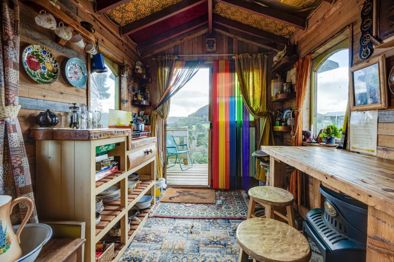 2 X Double Bed Glamping Wagon In Dalby Forest Scarborough Eksteriør billede