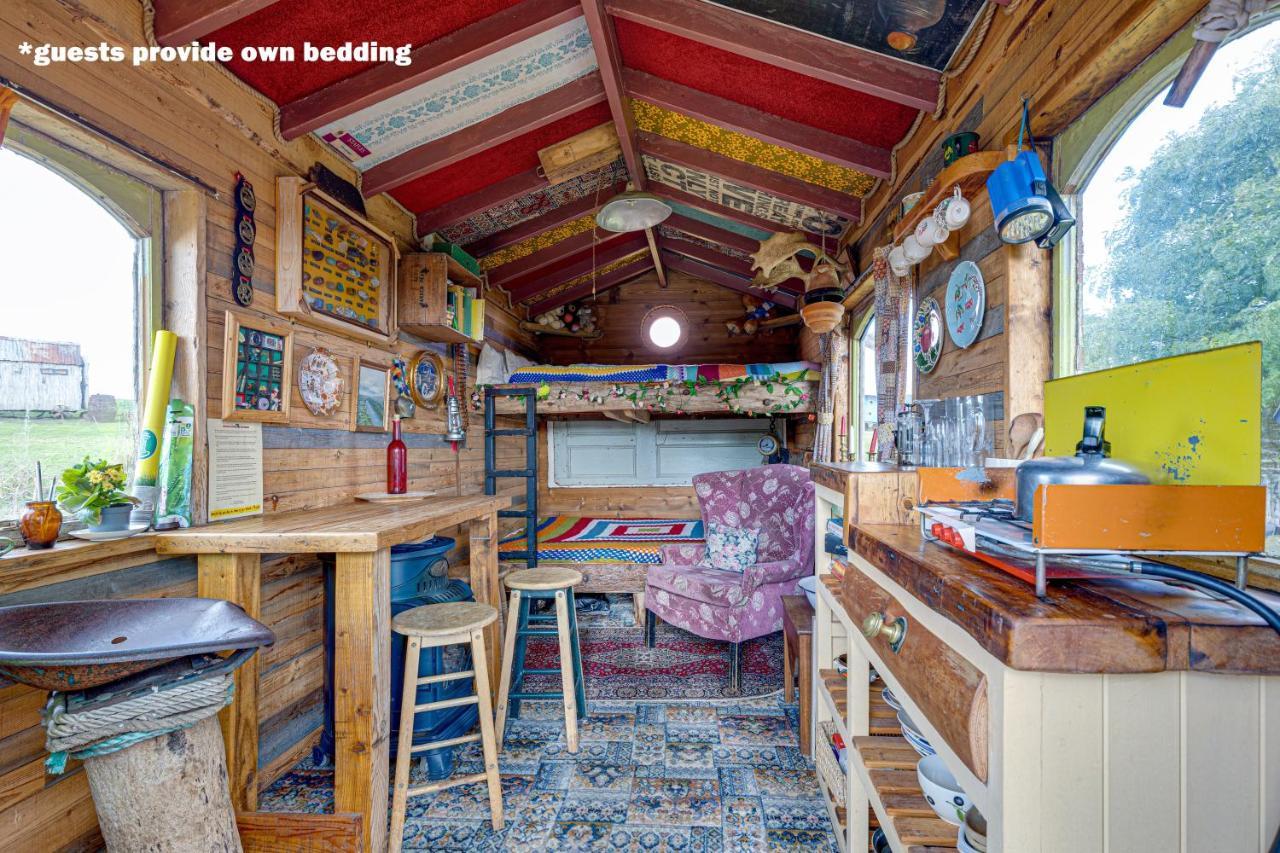 2 X Double Bed Glamping Wagon In Dalby Forest Scarborough Eksteriør billede